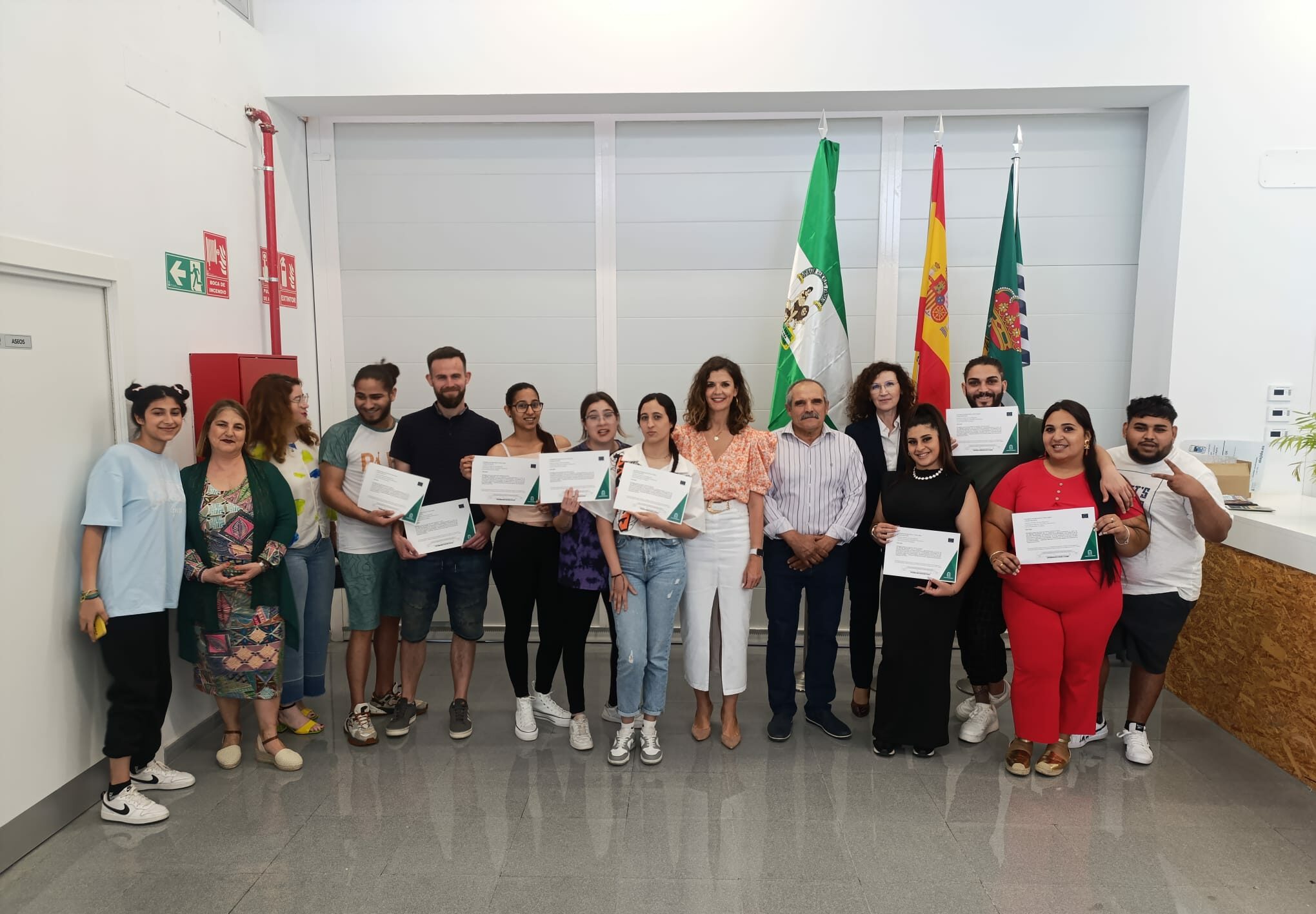 Lee más sobre el artículo Entrega de diplomas del Programa Proyectos Integrales para la Inserción Laboral de COAG Almería