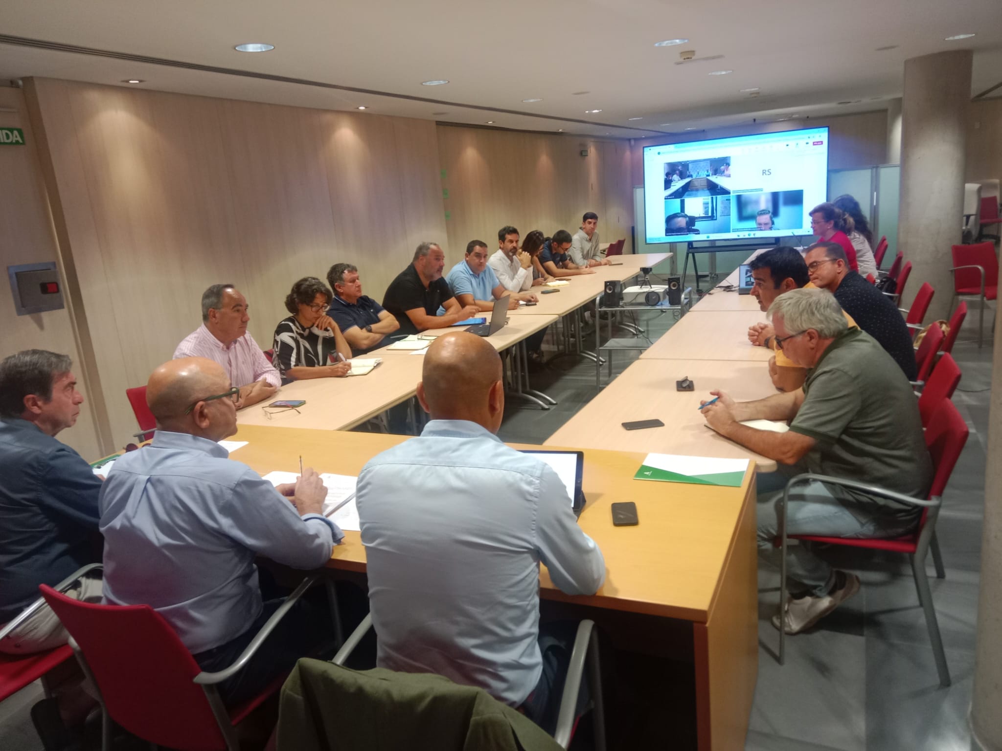Lee más sobre el artículo COAG Almería reclama la autorización excepcional de los productos necesarios en la lucha contra Araña Roja y Parvispinus